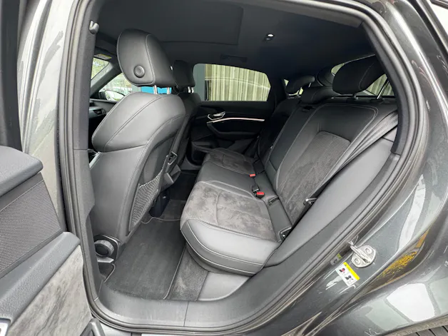 AUDI e-tron Sportback 55 S-Line quattro