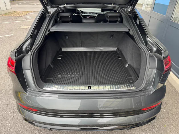 AUDI e-tron Sportback 55 S-Line quattro