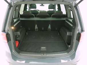 VW Touran 1.5 TSI DSG R-Line Black Style