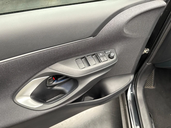 immagine del veicolo TOYOTA YARIS CROSS