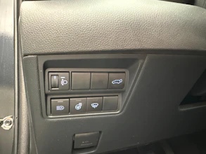 https://vehicle.imgix.net/4481186/ca37dba8-be23-4110-a737-552d11e4368b.jpg