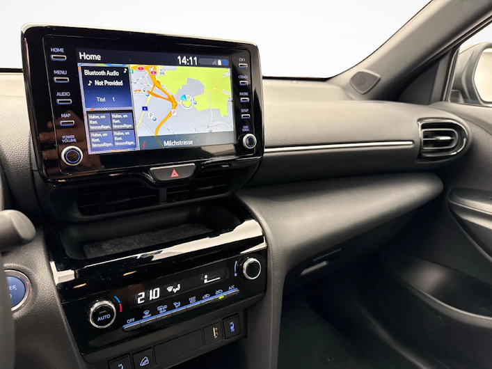 immagine del veicolo TOYOTA YARIS CROSS