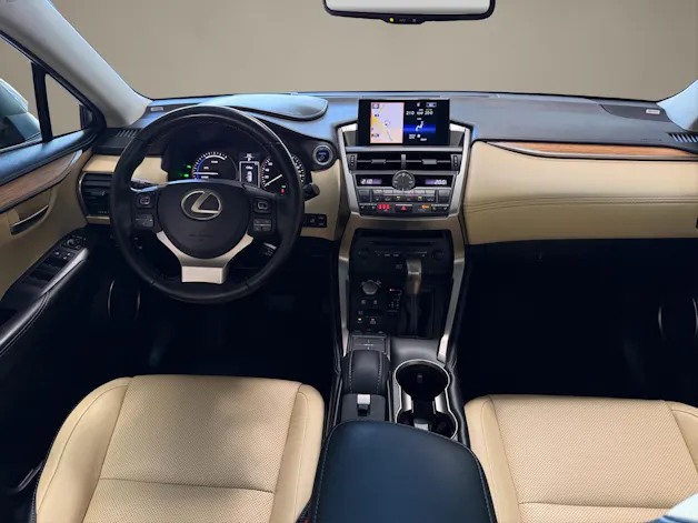 Lexus NX 300h Excellence