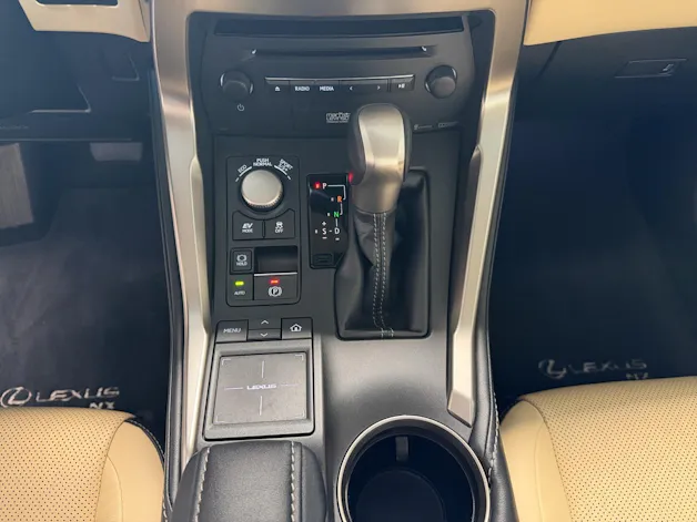 Lexus NX 300h Excellence