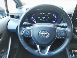 https://vehicle.imgix.net/4481194/12827d6d-2023-456c-8909-4aa0e1819386.jpg