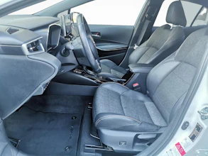 https://vehicle.imgix.net/4481194/9c1ff4fb-6447-4292-b957-c7c3ba3f3a14.jpg