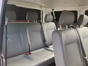 VW T5 Kombi 3000 2.0 TDI 140 BMT 4m