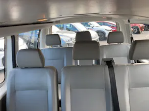 VW T5 Kombi 3000 2.0 TDI 140 BMT 4m