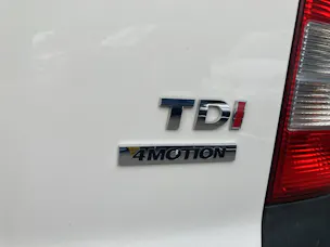 VW T5 Kombi 3000 2.0 TDI 140 BMT 4m