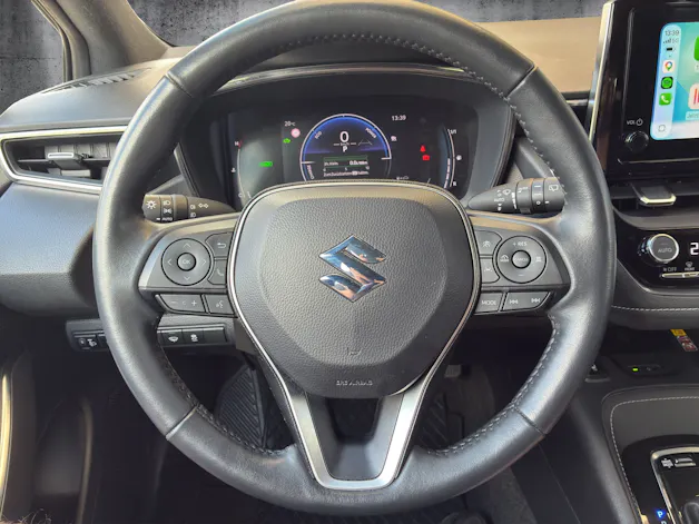 Suzuki Swace 1.8 Compact Top Hybrid