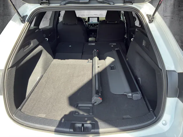Suzuki Swace 1.8 Compact Top Hybrid