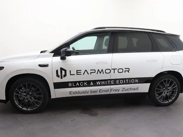 Leapmotor C10 EV AWD Black Edition