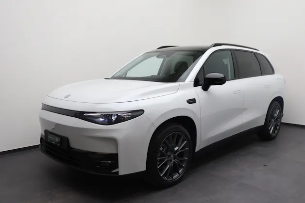 Leapmotor C10 EV AWD