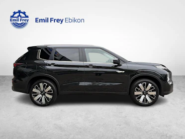 MITSUBISHI OUTLANDER 6