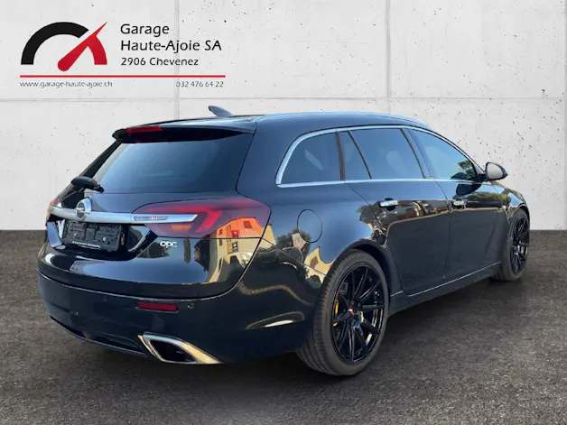 OPEL Insignia Sports Tourer 2.8 V6 T 4x4 OPC