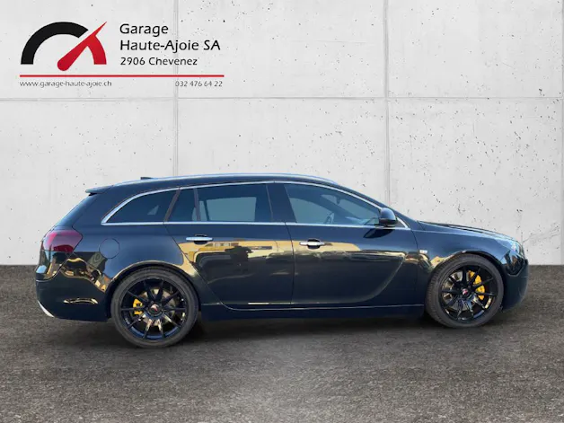 OPEL Insignia Sports Tourer 2.8 V6 T 4x4 OPC