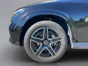 MERCEDES-BENZ GLC 300 e AMG Line 4matic