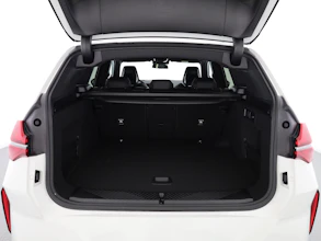 https://vehicle.imgix.net/4481302/3b08f490-129c-4c55-b51a-74cd0a81ce60.jpg