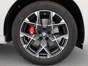 https://vehicle.imgix.net/4481302/efd5869a-77a6-4141-92d0-8320e4e76856.jpg