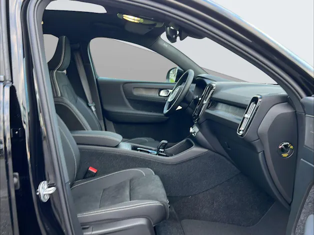 VOLVO C40 P8 Twin Recharge Ultimate AWD