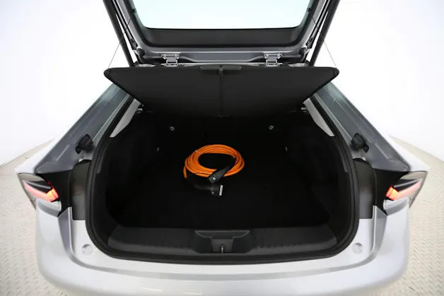 Toyota Prius 2.0 Plug-In-Hybrid Style