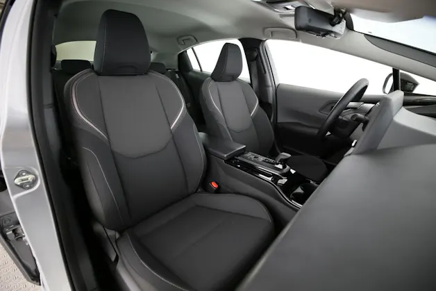 Toyota Prius 2.0 Plug-In-Hybrid Style
