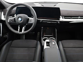 https://vehicle.imgix.net/4481341/ed03339a-2612-4d0f-974e-2d849d70826d.jpg