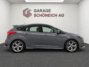 FORD Focus 2.0i EcoB SCTi ST-1