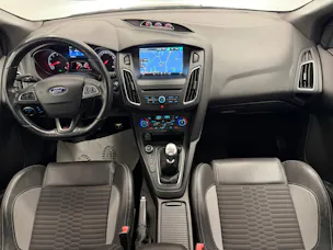 FORD Focus 2.0i EcoB SCTi ST-1