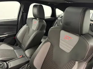 FORD Focus 2.0i EcoB SCTi ST-1