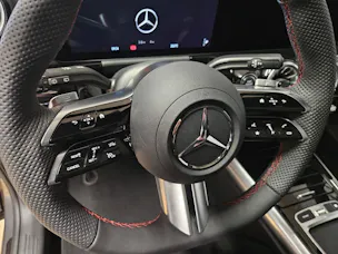 MERCEDES-BENZ GLA 220 d 4Matic AMG Line Swiss Star