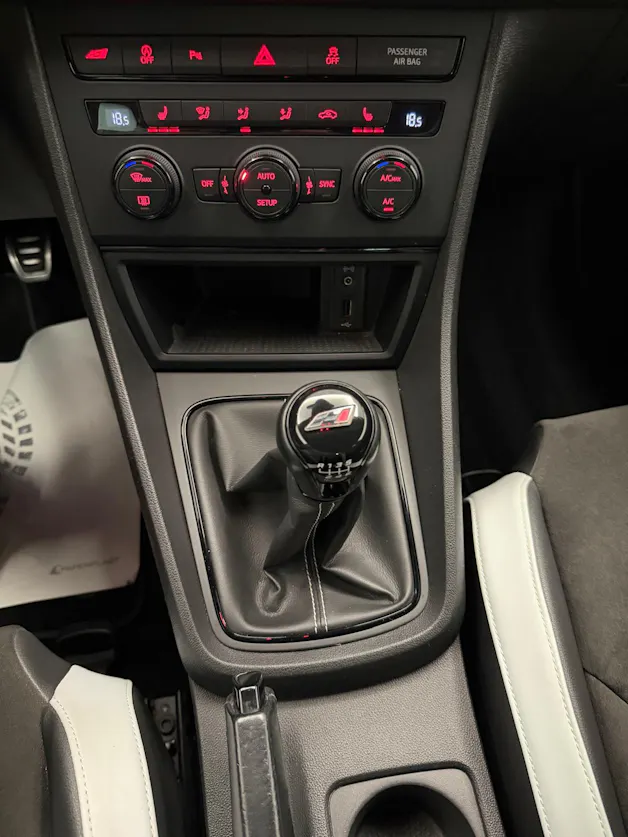 SEAT Leon 2.0 TSI 280 Cupra