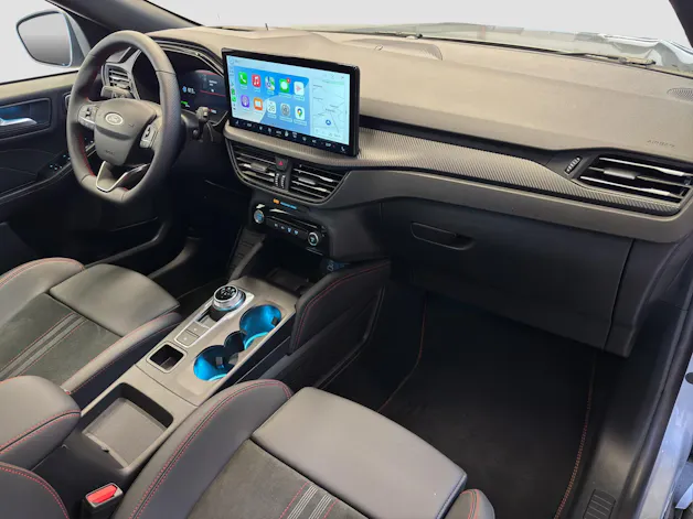 FORD Kuga 2.5 Hybrid ST-Line X 4x4