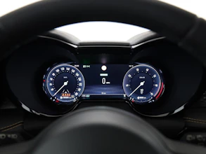 https://vehicle.imgix.net/4481546/25de51cb-5a06-4a0e-86a2-27ef2109d806.jpg
