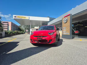 FIAT 600 1.2 Hybrid La Prima