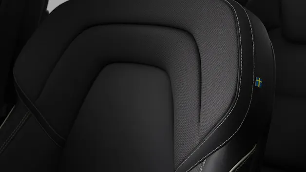VOLVO XC60 2.0 B5 MH Black Edition AWD