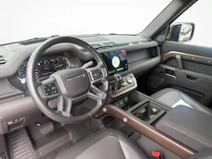Land Rover Defender 90 3.0 D I6 X-Dynamic SE