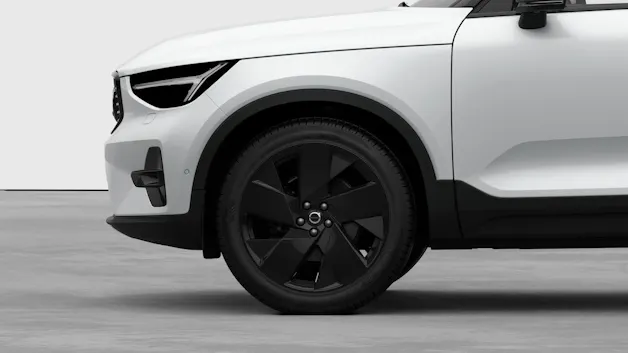 VOLVO XC40 2.0 B4 MH Black Edition