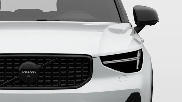 VOLVO XC40 2.0 B4 MH Black Edition