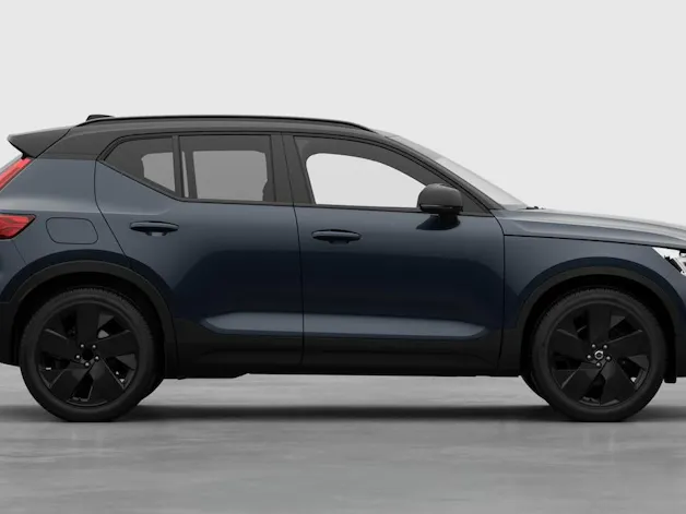 VOLVO XC40 2.0 B4 MH Black Edition