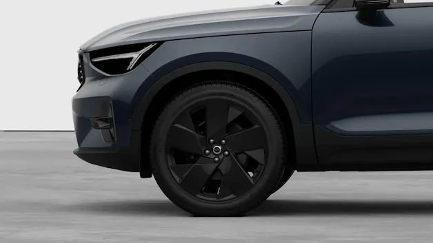 VOLVO XC40 2.0 B4 MH Black Edition