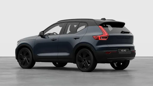 VOLVO XC40 2.0 B4 MH Black Edition
