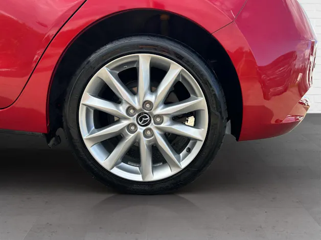MAZDA 3 2.2 D Revolution