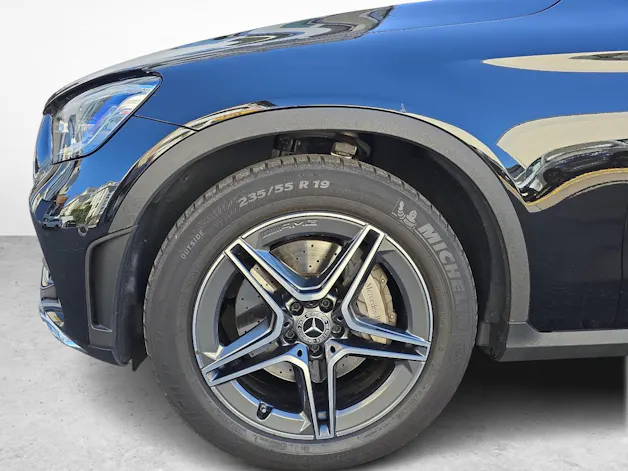 MERCEDES-BENZ GLC 300 4MATIC Coupé AMG Line
