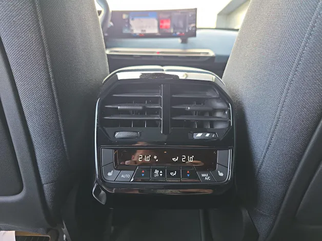 BMW iX 50 Sport xDrive I20 (CH) 100 % ÉLECTRIQUE
