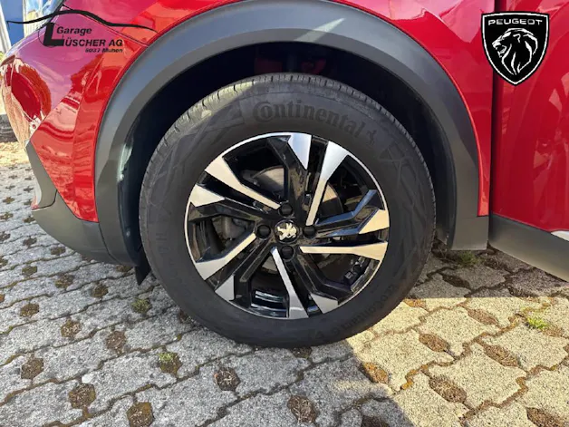 PEUGEOT 2008 1.2 PureTech 130 Allure