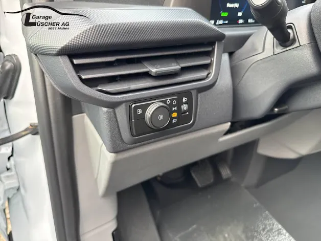 FORD Transit C Van 320 L1 2.5 Duratec 233 Trend PHEV