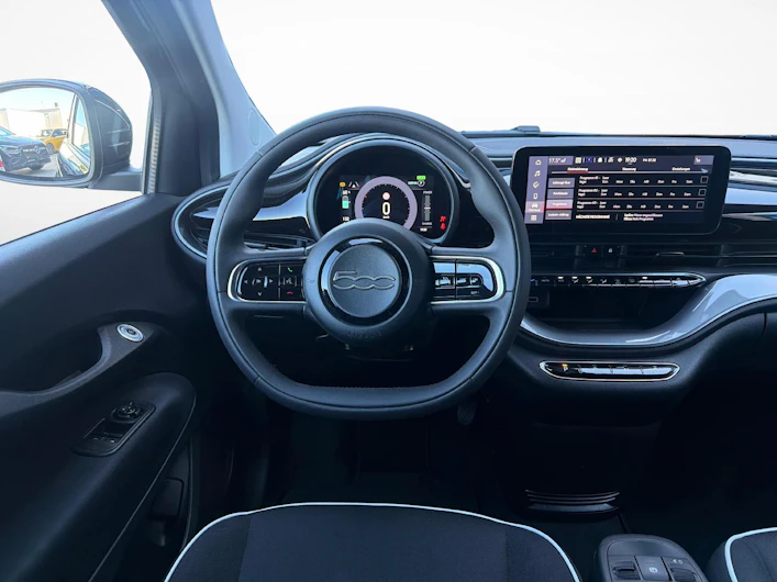 image du véhicule FIAT 500