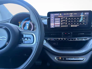 https://vehicle.imgix.net/4481744/5dc03553-fcc4-49f3-9207-e7594a9b71da.jpg