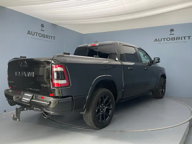 Dodge USA Ram 1500 Crew cab. pick-up 5.7 HEMI MDS VVT Laramie
